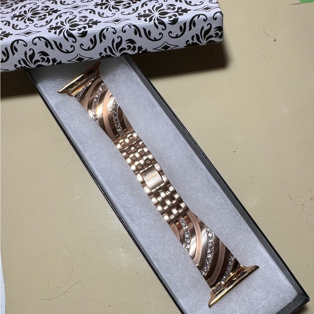 Gorgeous Rose Gold Apple Watch Band